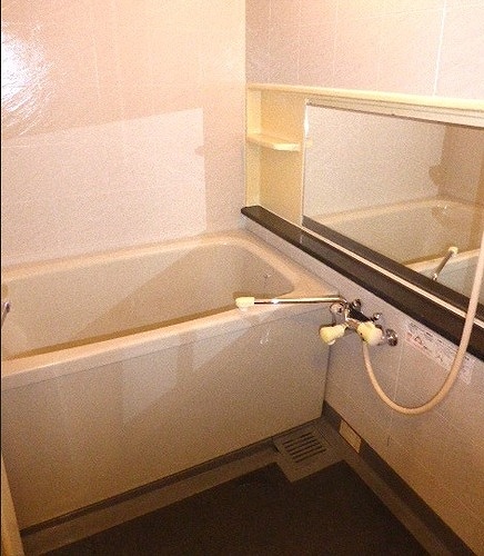 ライオンズマンション南藤沢 浴室　※2021年5月撮影