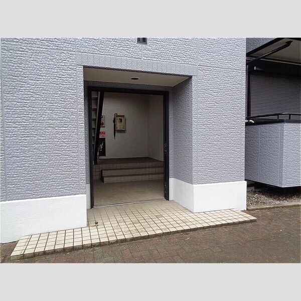 トリニシティ　弐番館101号室 エントランス