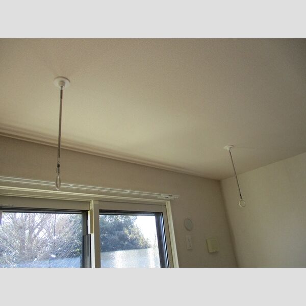 ラ・ソラーナ201号室 室内物干し