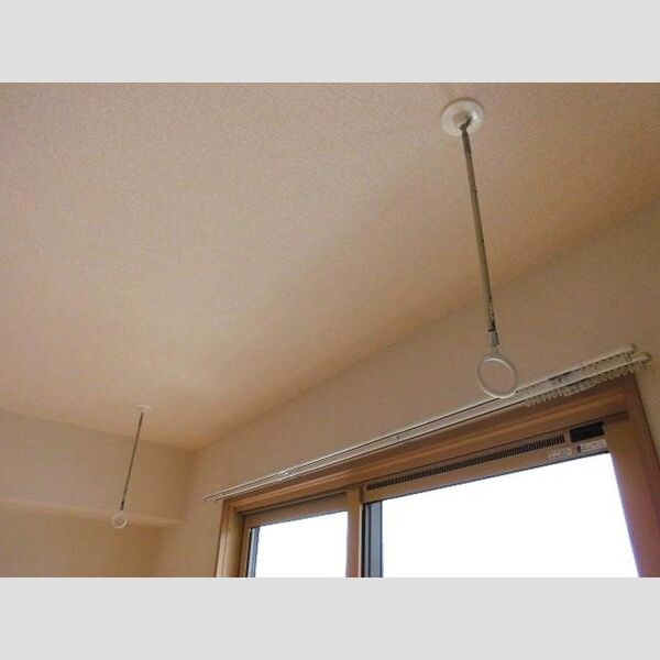 セピアコート202号室 室内物干し