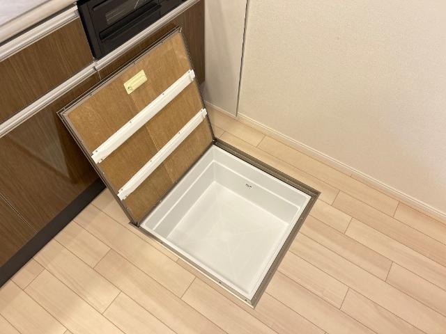 ブルヴァール 床下収納