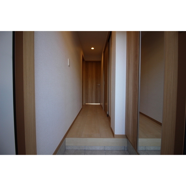 アムール East 玄関