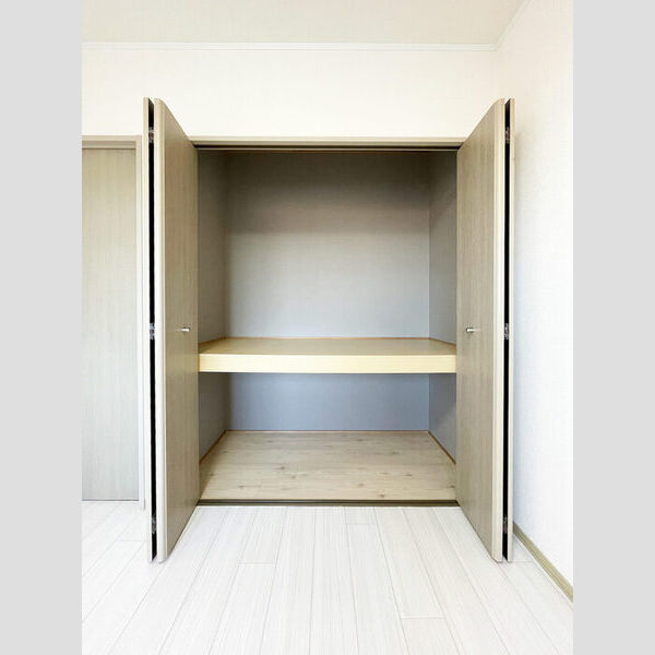 サングレース 収納