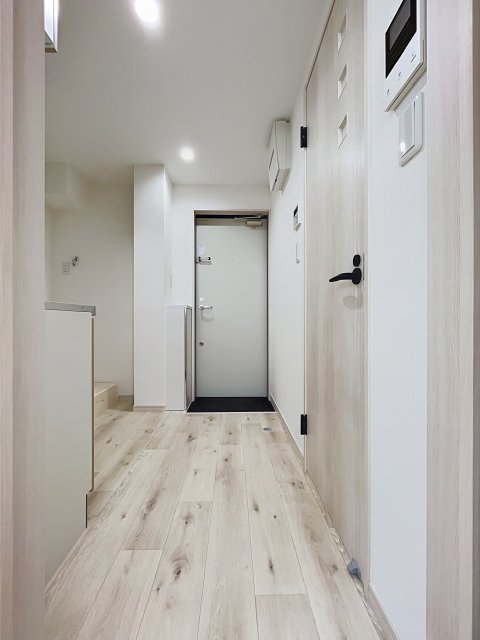 Ｈａｋｕｓｕｉ幕張1階 玄関