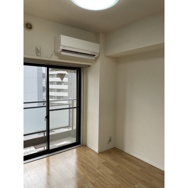 リーラ仲御徒町 リビング