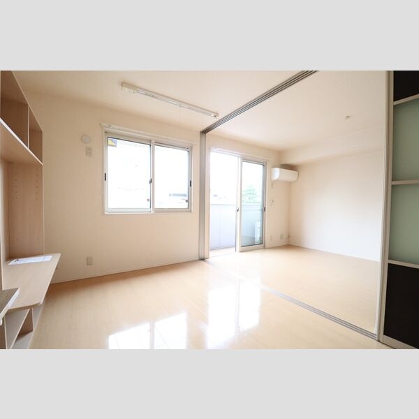 ラプルベール　A102号室 洋室