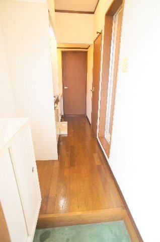 未貴ハイムＥ棟 玄関