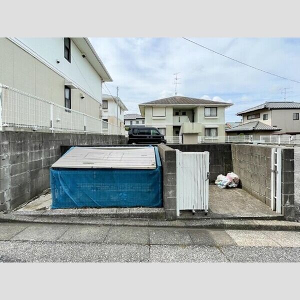 メゾンクレール　四番館 ゴミ置き場