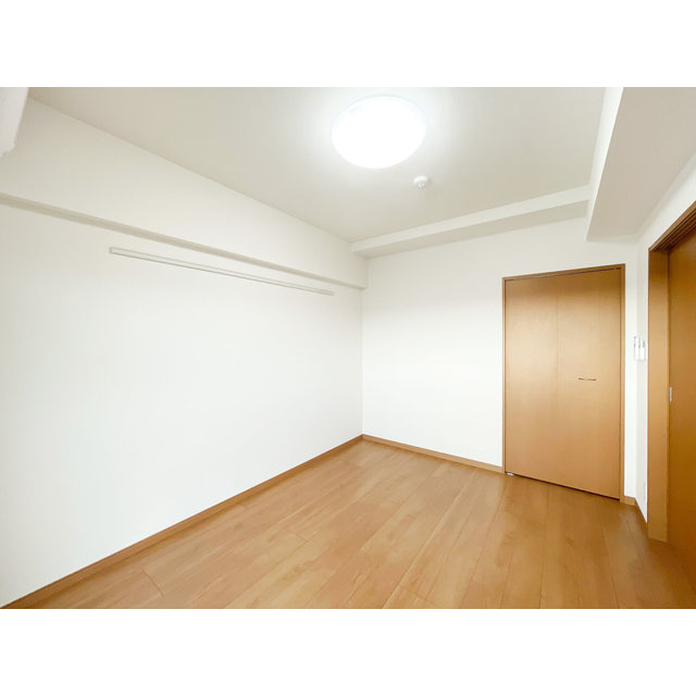 アーバハイツ六町環七北通り0505号室 リビング