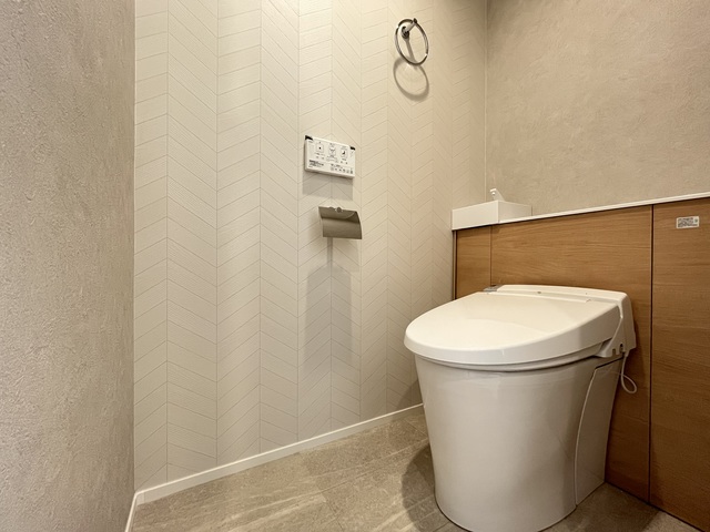 Ｇｌａｎｚ　Ａｏｙａｍａ0102号室 トイレ