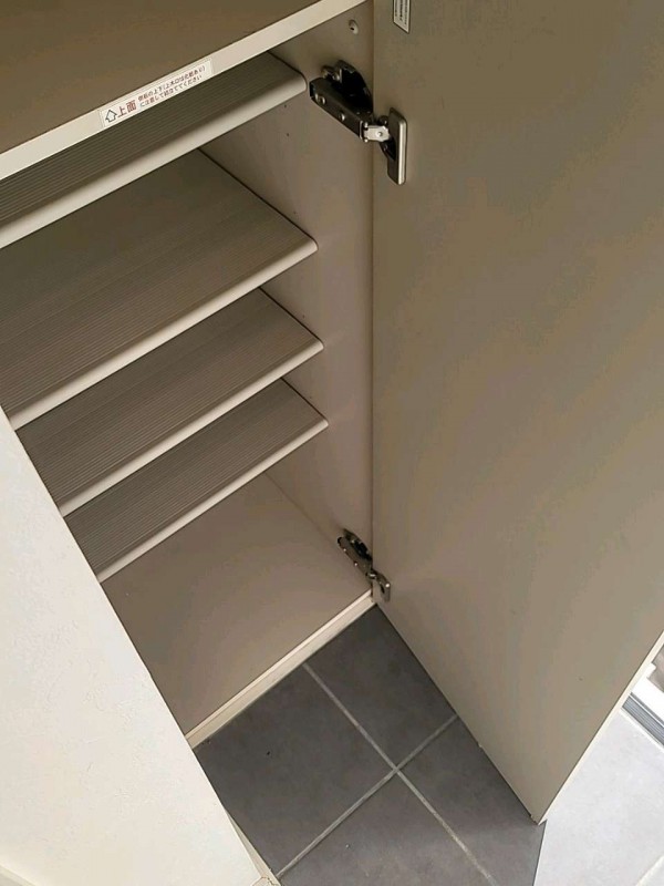 Ｅｓｃａｄａ　ＳＯＧＡ2階 玄関