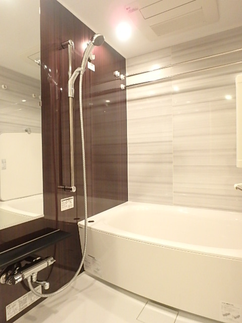 ガーラ・プレシャス大井町 お風呂で日々の疲れを落としましょう