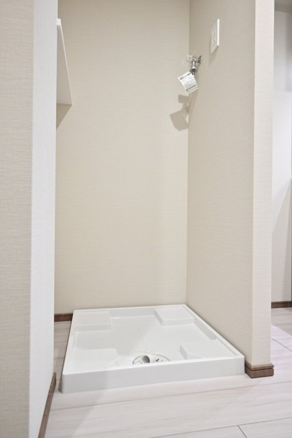 ＧＲＡＮＳＩＴＥ　ＮＡＫＡＭＥＧＵＲＯ10階 室内洗濯機置場