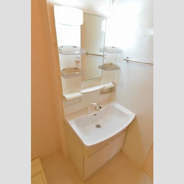 ヴィラ・オルフェーヴル 洗髪洗面化粧台