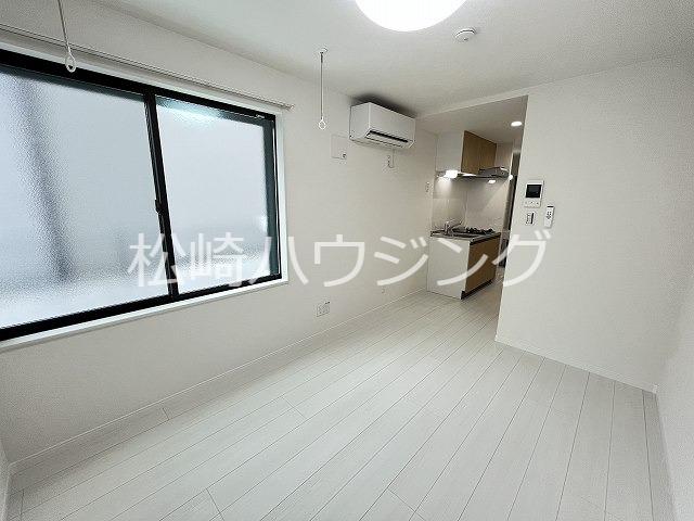 プラトー中野沼袋1階 内観