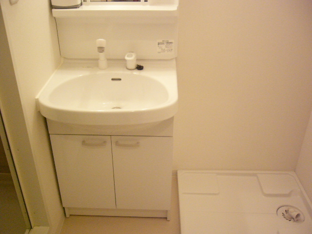 インテグラ小泉Ⅱ0104号室 独立洗面台