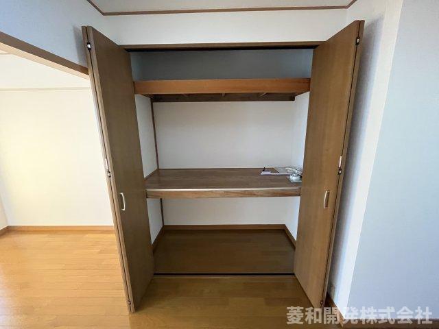 第一マンション3階 収納