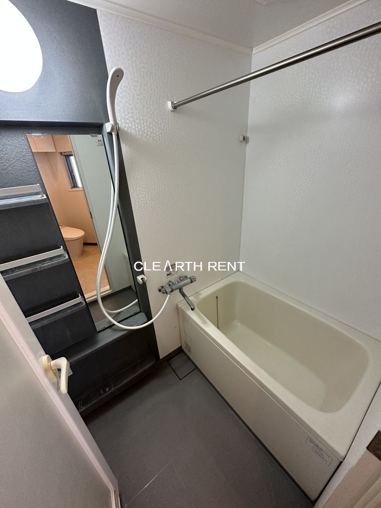 コンシェリア西新宿9階 浴室乾燥機付きバスルーム