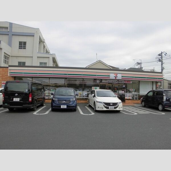 トタカ東小岩 セブンイレブン東小岩店まで372m