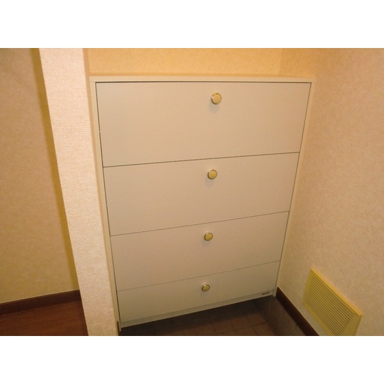 パインウェイブ 内観