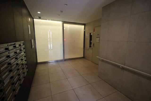 ジェノヴィア板橋本町駅前グリーンヴェール6階 エントランス