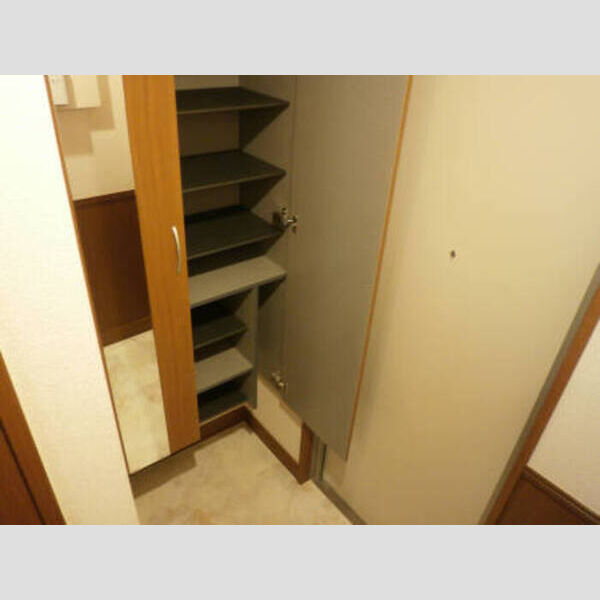 ラフィネフィオーレ306号室 シューズBOX306