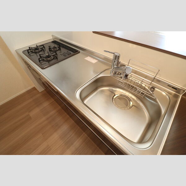 メゾン ド 常盤205号室 システムキッチン