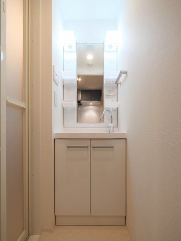 クレヴィスタ横浜大口2階 内観