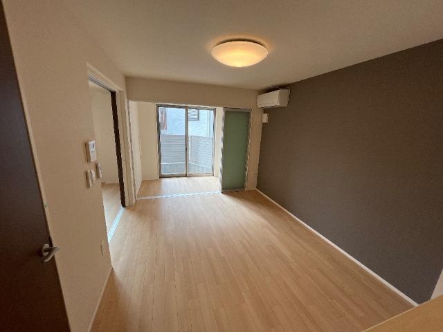 ラ・ベル・オロール103号室 リビング