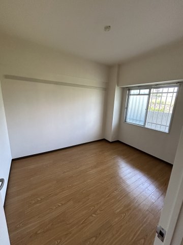 メゾン朝比奈 寝室