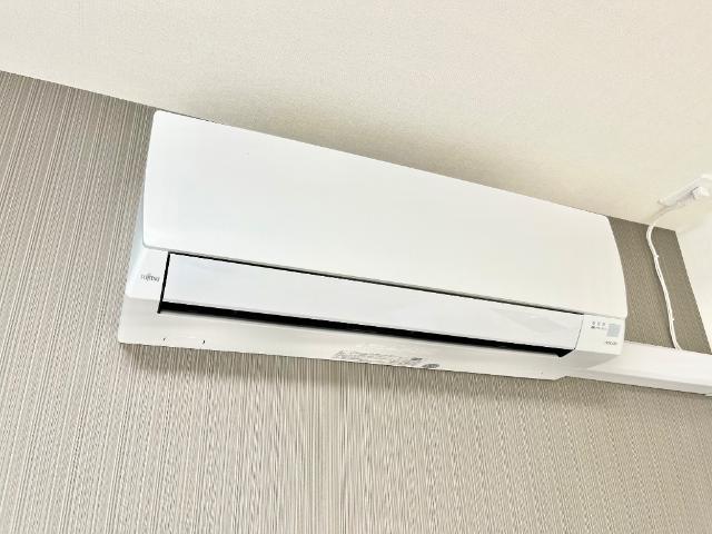 クレサンテーム202号室 エアコン