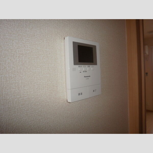 マロン シャトー　A 2階にインターホン有ります