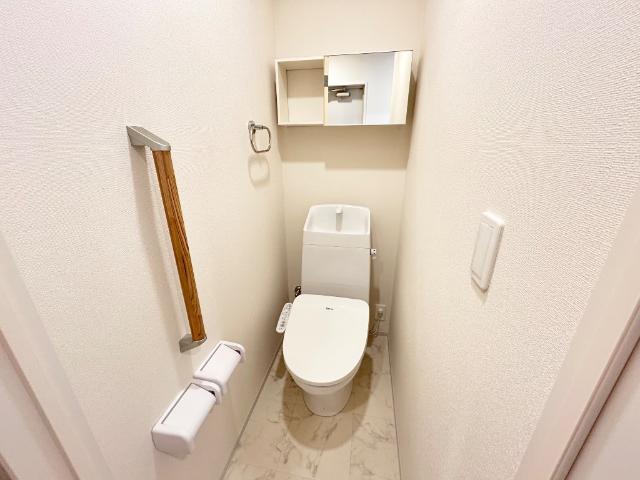 charme・toit（シャルム・トワ）206号室 シャワー付トイレ