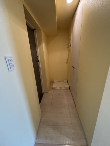 プリモ・レガーロ西大島 玄関