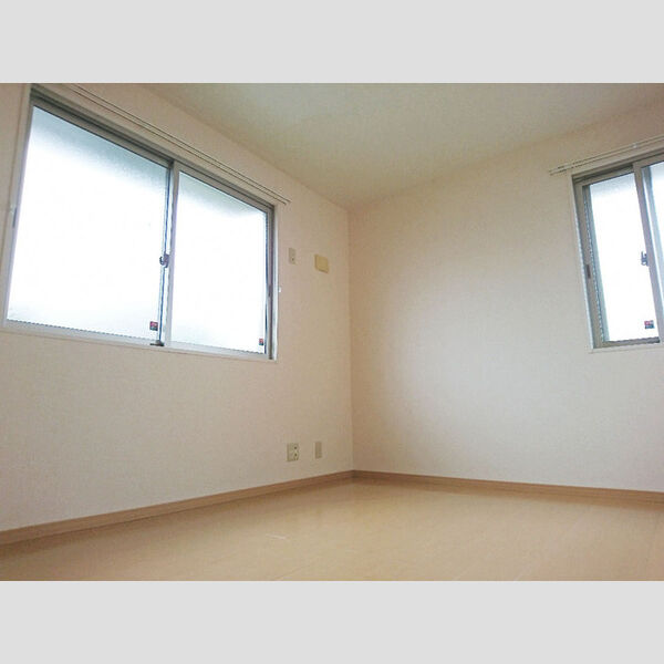 インペリアルN・Y101号室 居室