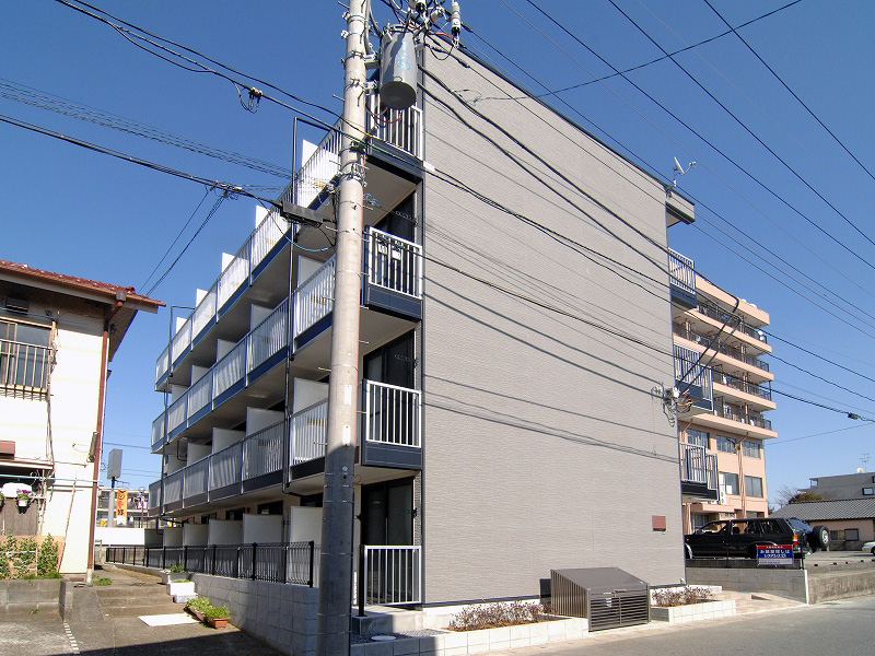 レオパレス千葉中央都町の外観画像
