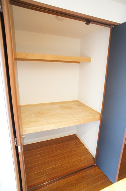 ラフィネパルク新浜 収納