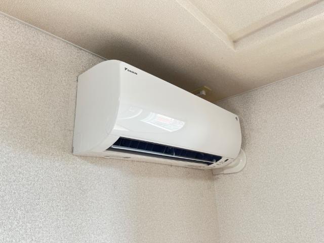 Ｉ’ｃｕｂｅ　Ｇａｒｄｅｎ305号室 エアコン