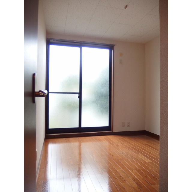 プレジール R202号室 内観