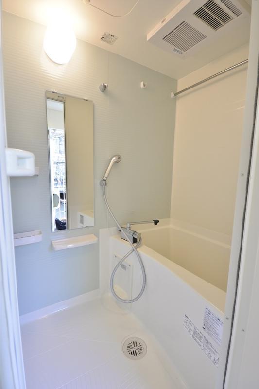 グランエッグス中野鷺宮2階 玄関