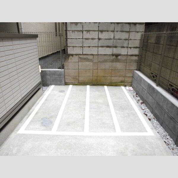 エクセリア西小岩301号室 駐輪場
