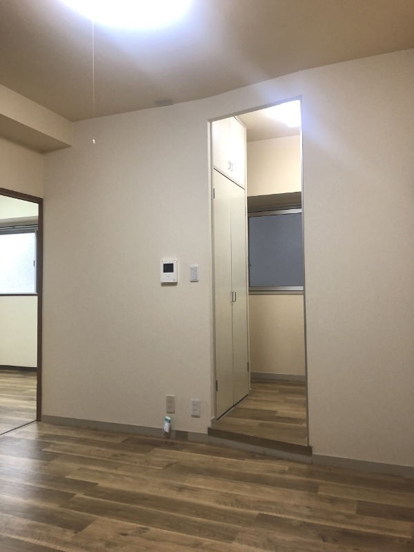 第6メゾンドヨシノ4階 他区画の写真です