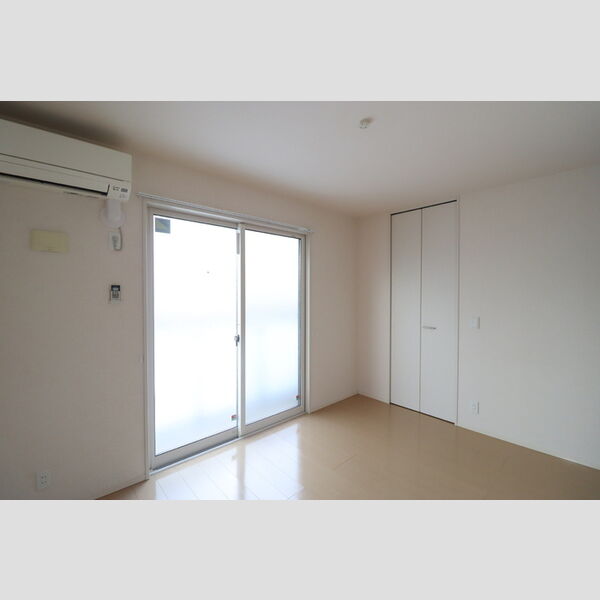 ルシェリア一番館・二番館Ⅰ-103号室 洋室