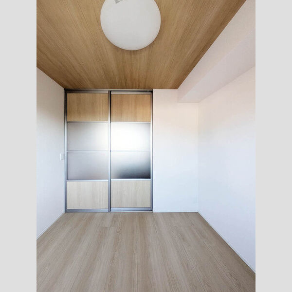 シンボルバーム・ラオム205号室 洋室