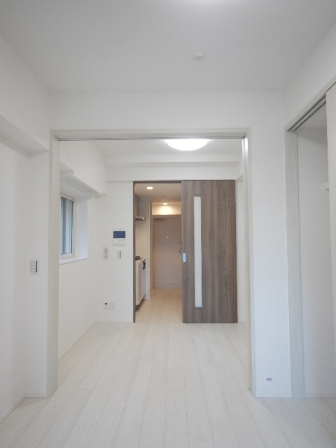 ガーラ・グランディ深川住吉4階 使い勝手のいい寝室です