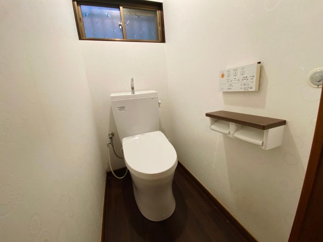 中央区仁戸名町 戸建て トイレ