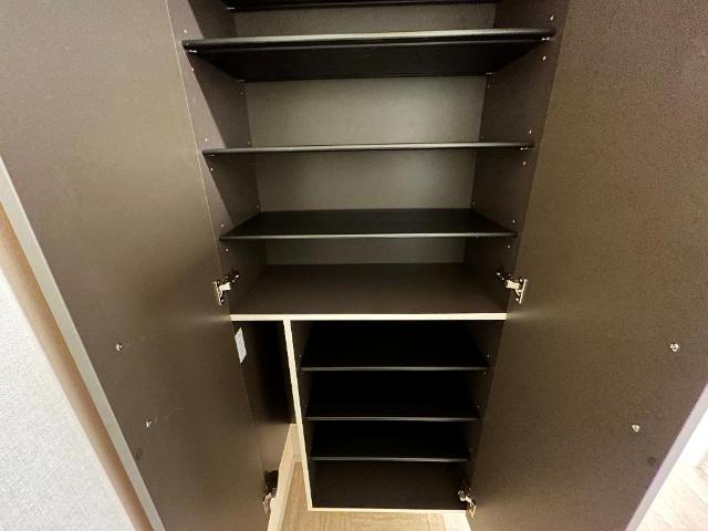 ｐｒｉｍａｖｅｒａ綾瀬　-プリマヴェラ綾瀬- 下駄箱