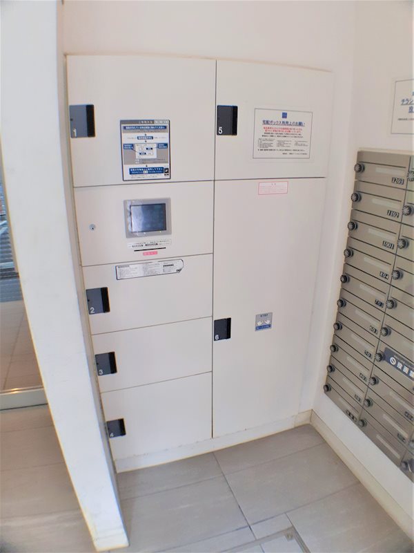 レジディア文京本郷Ⅲ10階 宅配ボックス