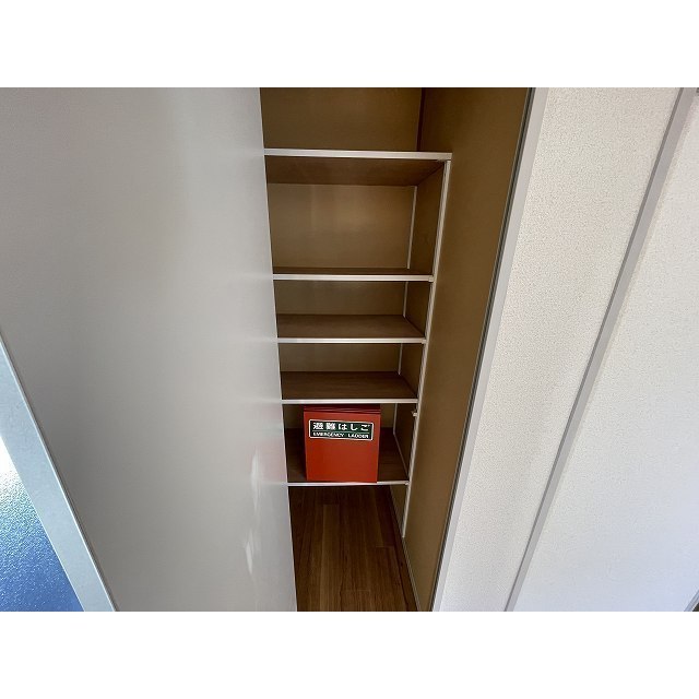 クレール大倉山　太尾町 内観