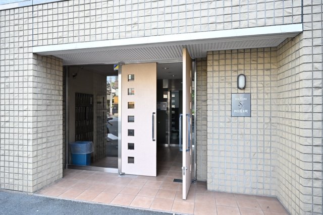 ソリテア四谷荒木町9階 エントランス